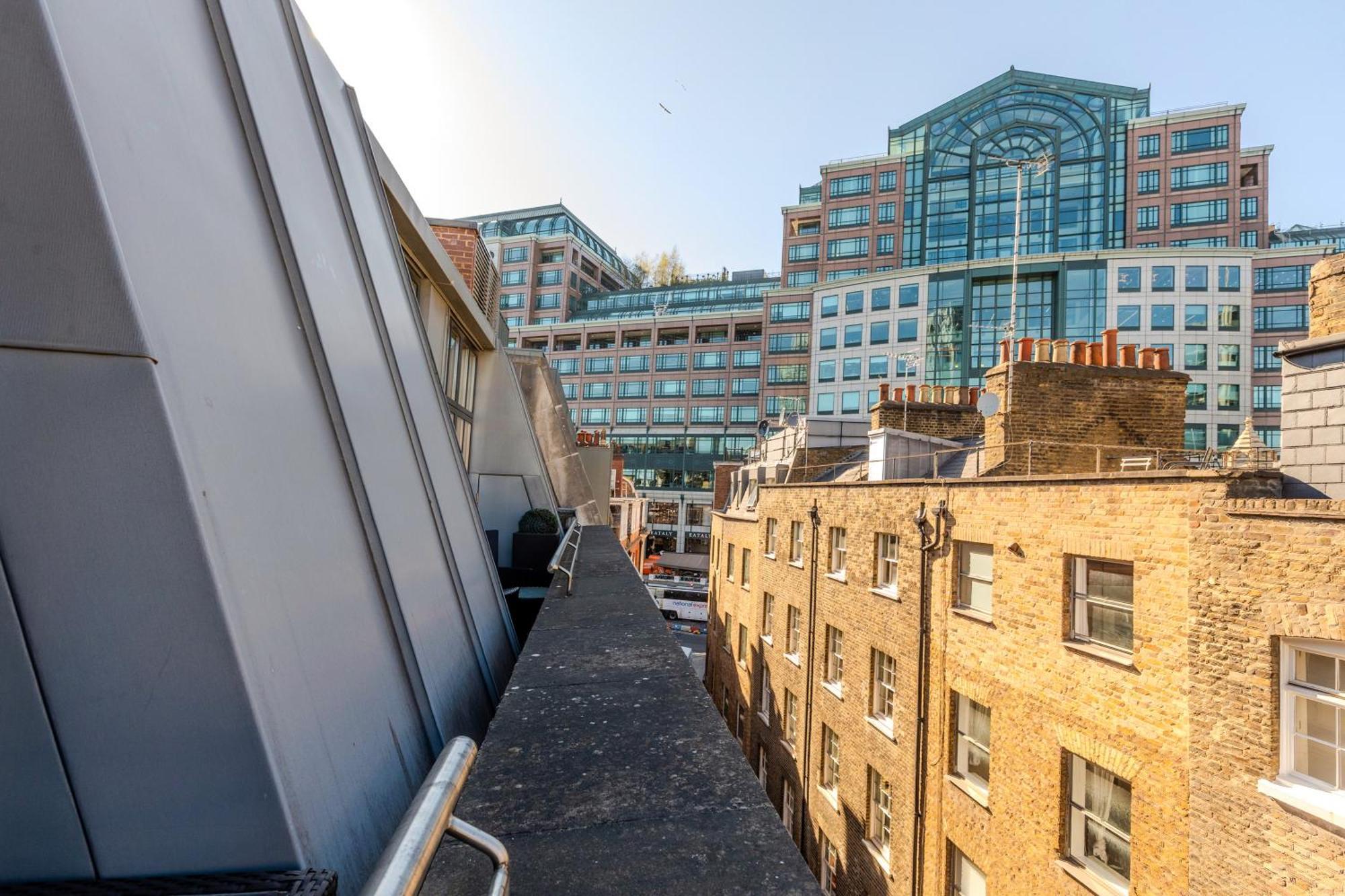 Central Servised Apartments On Artillery Lane London Eksteriør billede