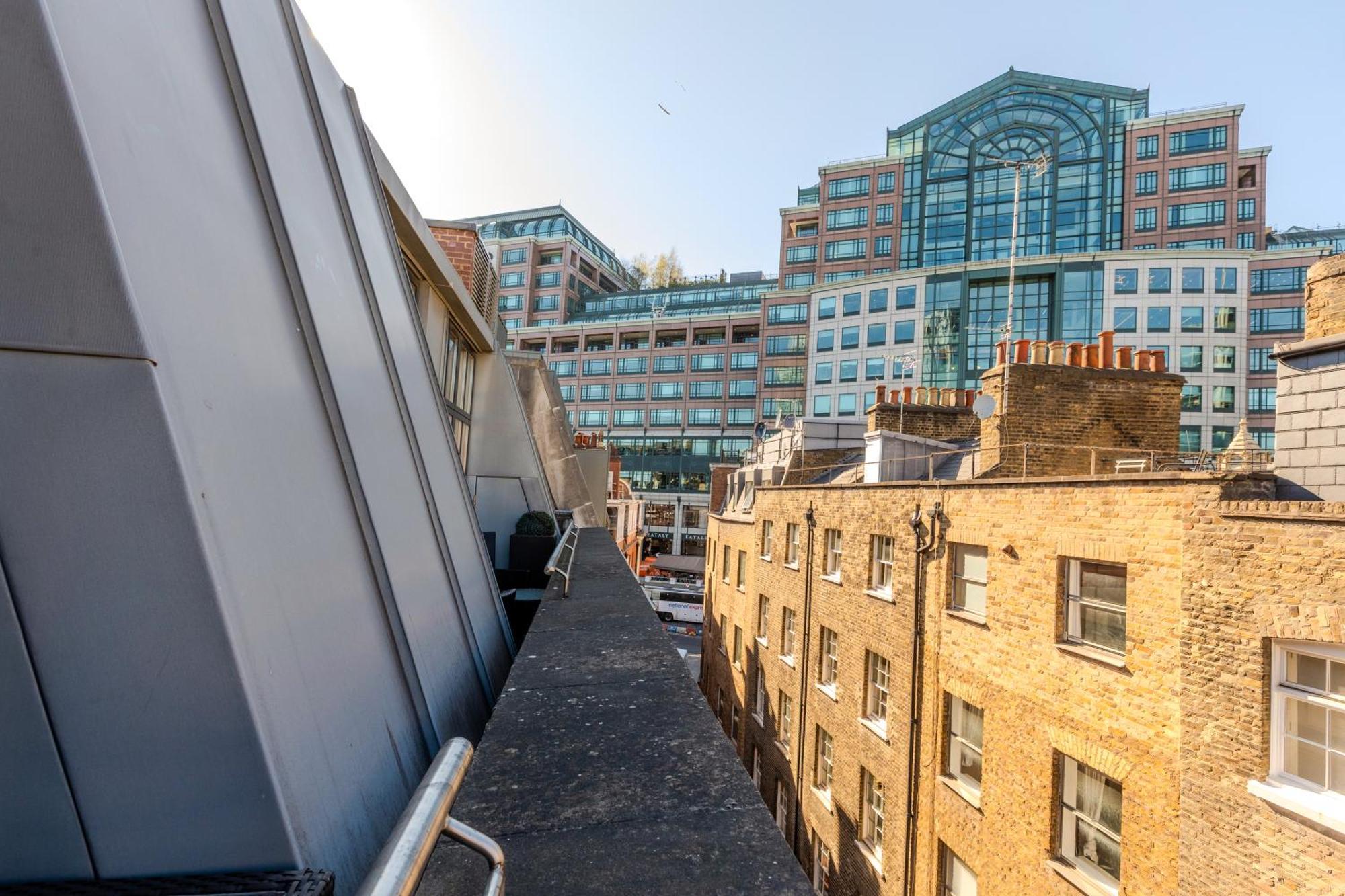 Central Servised Apartments On Artillery Lane London Eksteriør billede